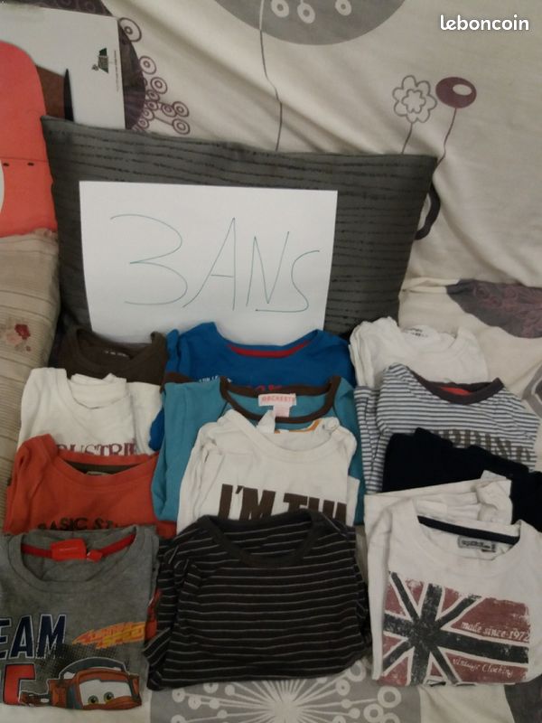 Lot de 23 vetements garçons 3 ans (image 1)