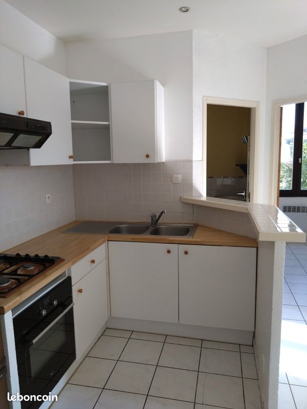 Appartement 2 pièces 50 m² · à La Tronche · 50 m² · 595 €/mois