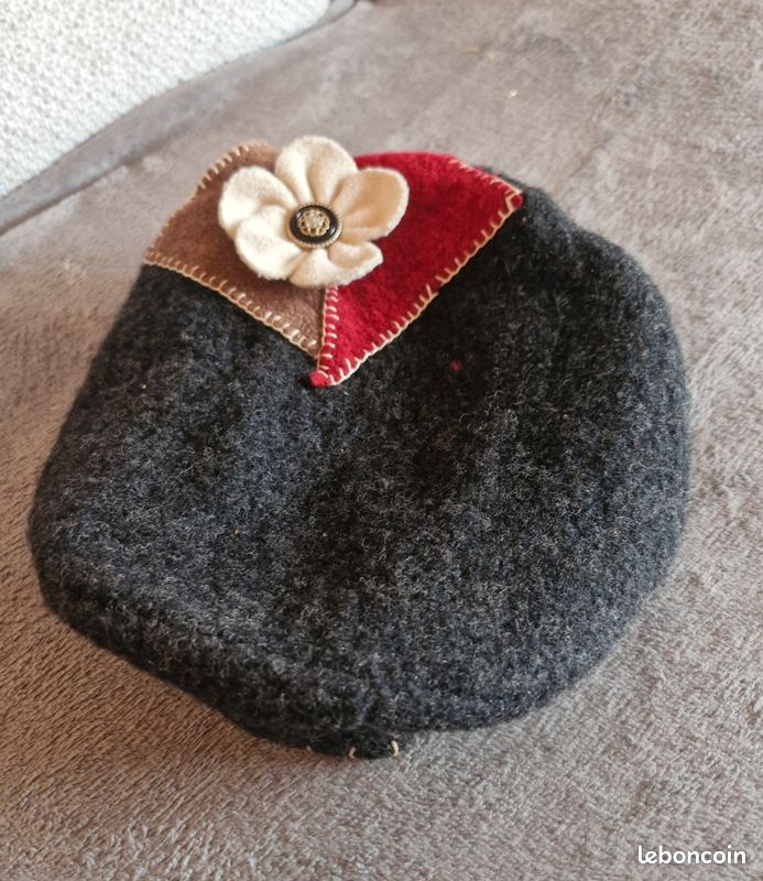 Lot de bérets et bonnets femme (image 2)