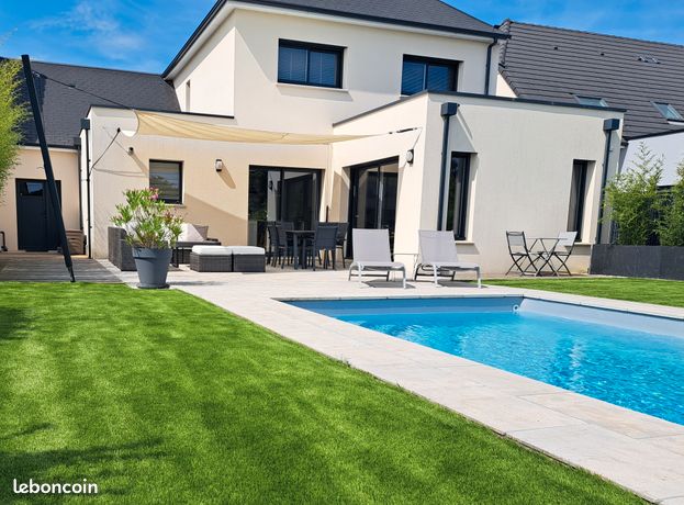 Maison récente 6 pièces 143 m2 Ruaudin