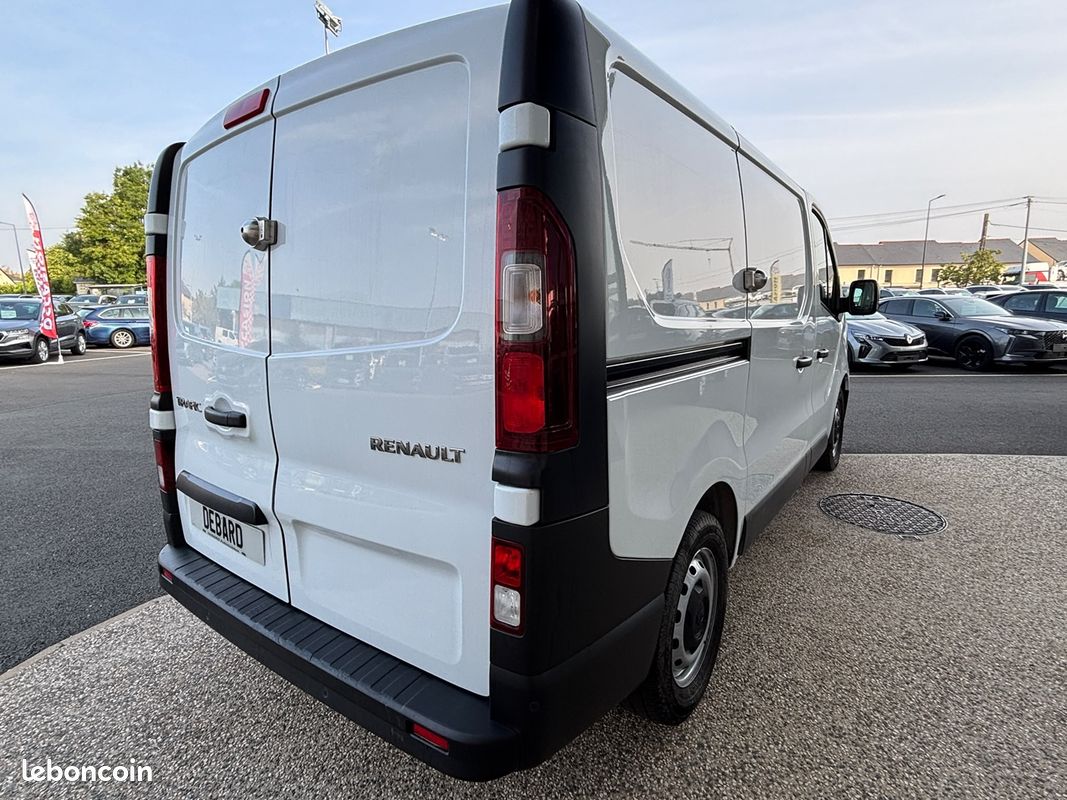 Renault TRAFIC III FG L1H1 2T8 2.0 BLUE DCI 150CH ADVANCE -24 (image 6)