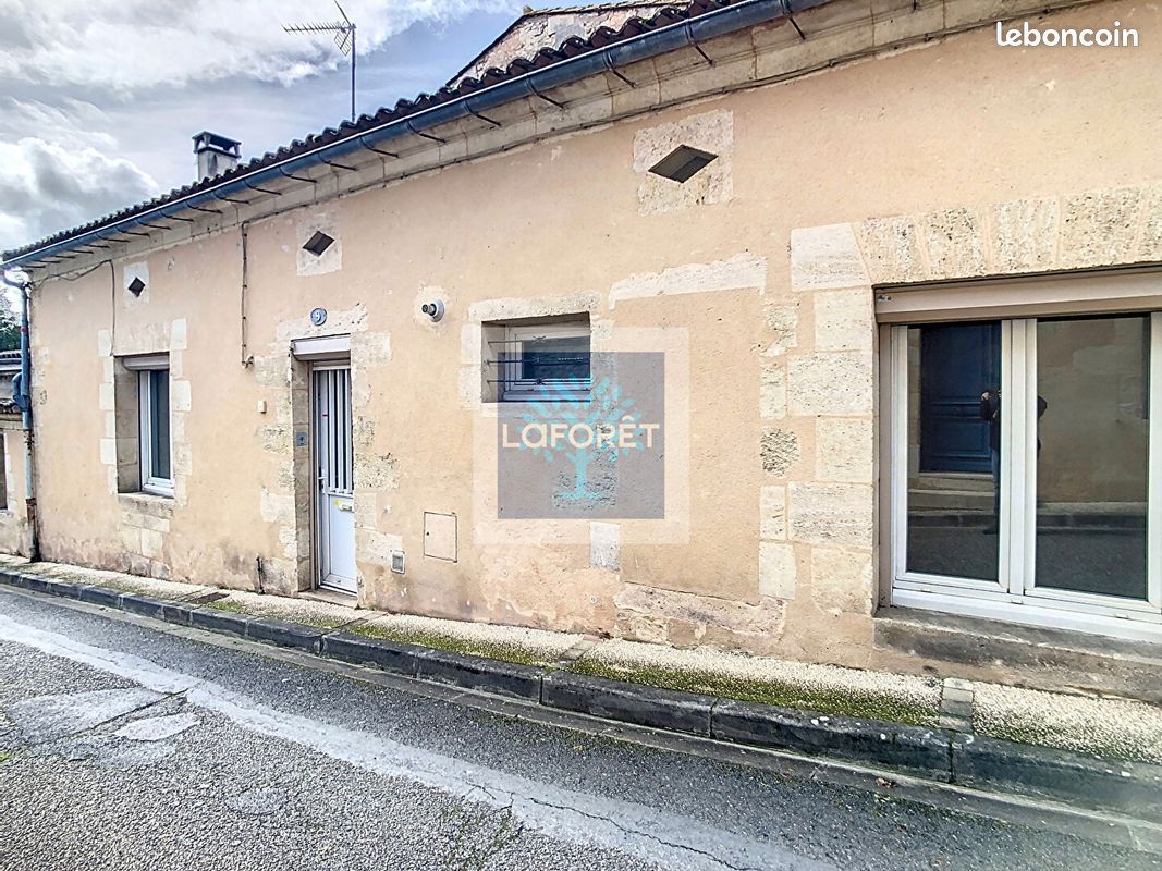 Maison de ville 2 pièces 52 m² - Blaye 33390 (image principale 0)