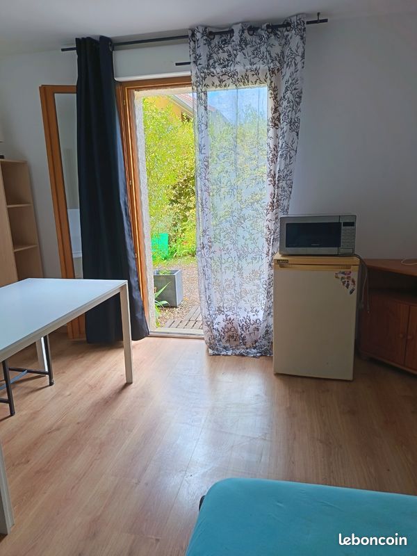 Appartement 1 pièce 20 m² · à Léaz · 20 m² · 750 €/mois