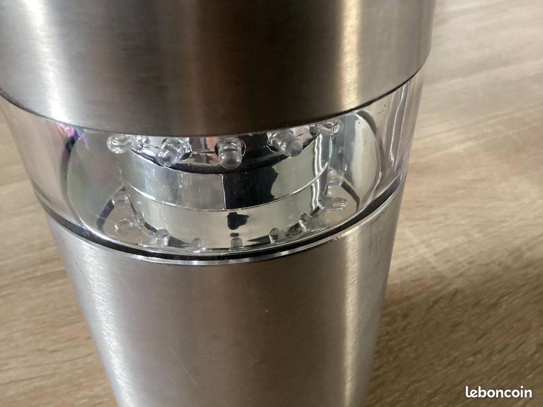 Potelets éclairage de jardin Led (image 2)