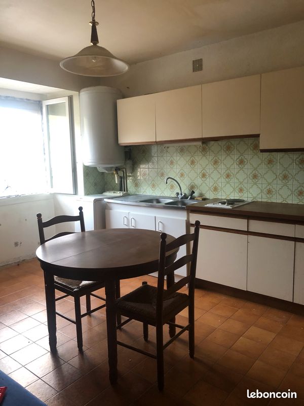 Appartement 1 pièce 23 m² · à Montferrand-le-Château · 23 m² · 420 €