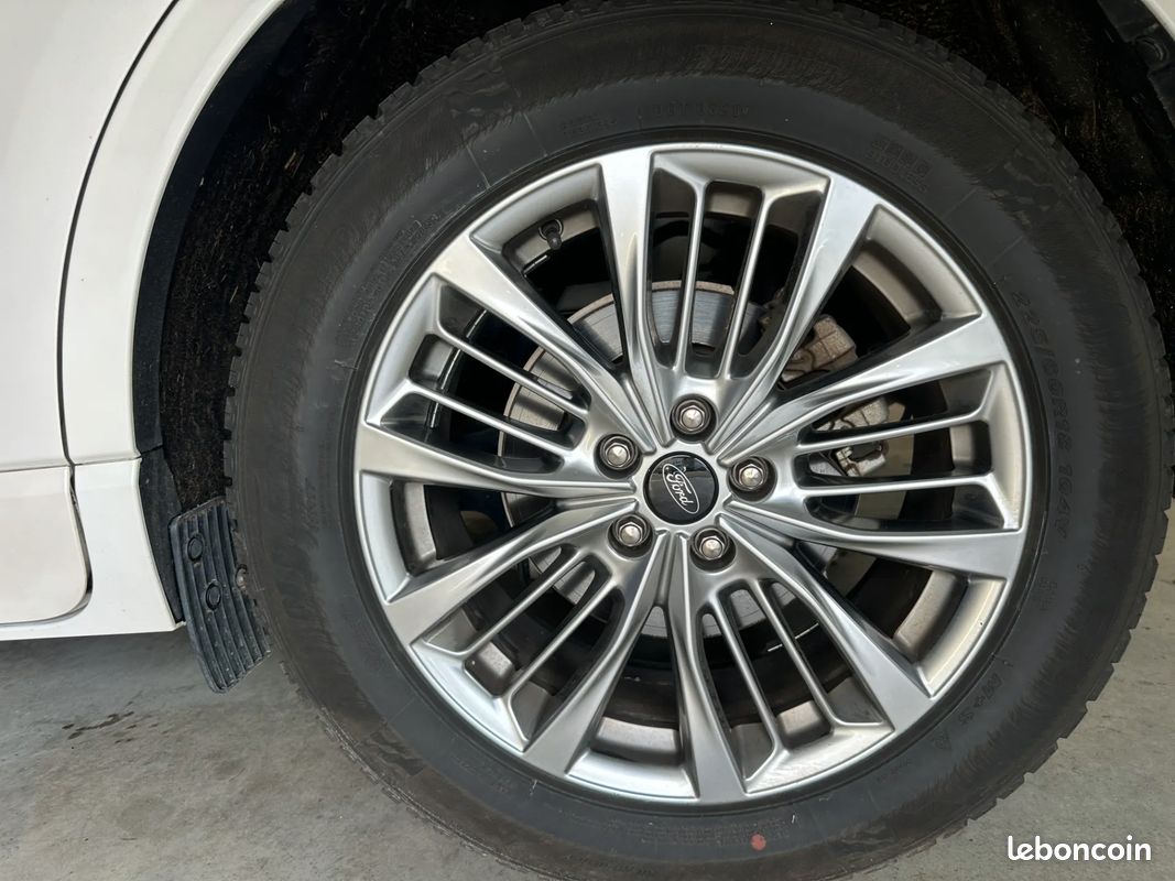 Ford kuga vignale 2.5i duratec 225 ch hybride rechargeable phev 2021 (image 40)