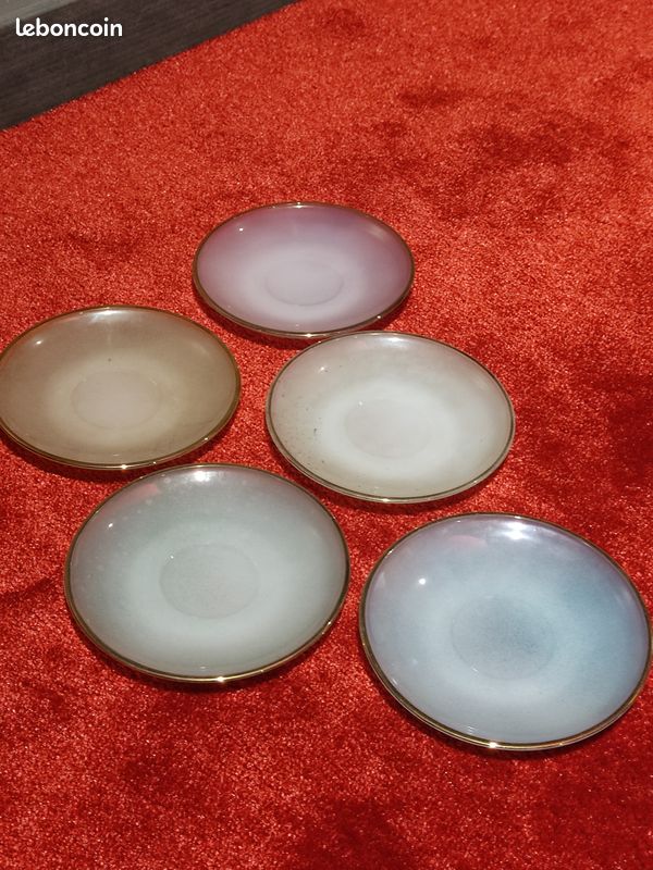 Tasses soucoupes couleurs nacrées (image 3)