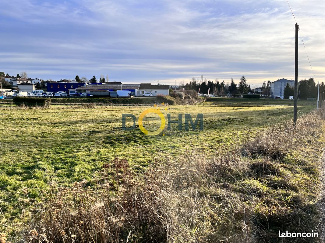 Terrain 613 m² · à Sainte-Sigolène · 613 m² · 57 000 €