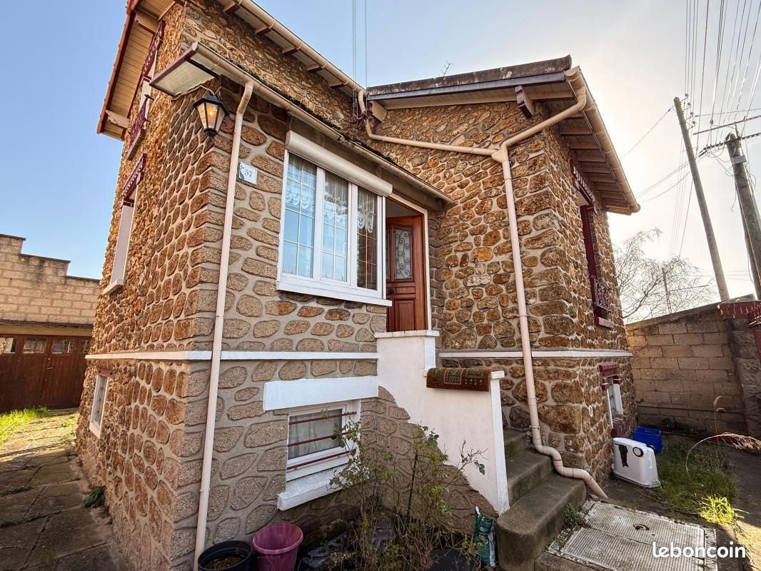 Maison 3 pièces 90 m² · à Viry-Châtillon · 90 m² · 212 000 €