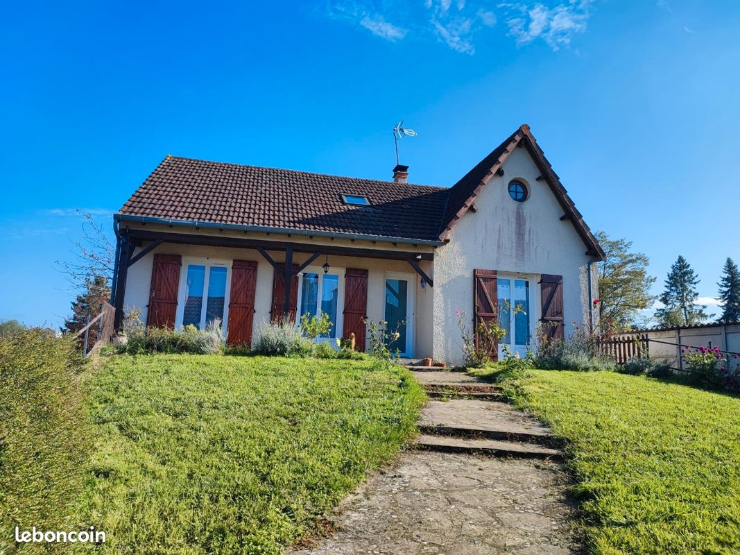Maison 7 pièces 118 m² · à Le Veurdre · 118 m² · 155 000 €