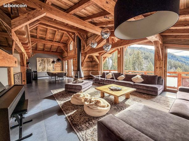 Chalet 8 pièces 260 m²