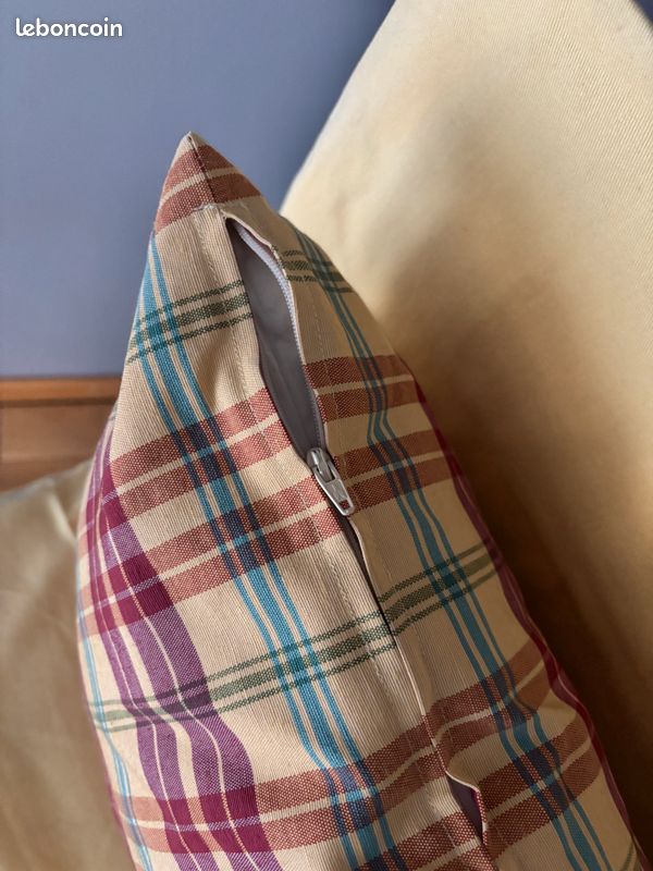 Coussins écossais rouge et jaune (image 2)