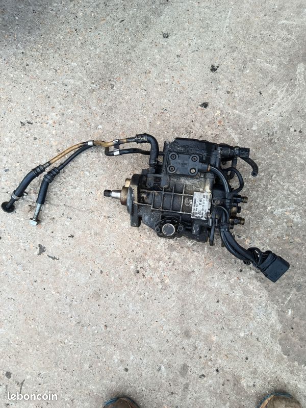 Pompe a injection golf 4 tdi 110 (image 1)