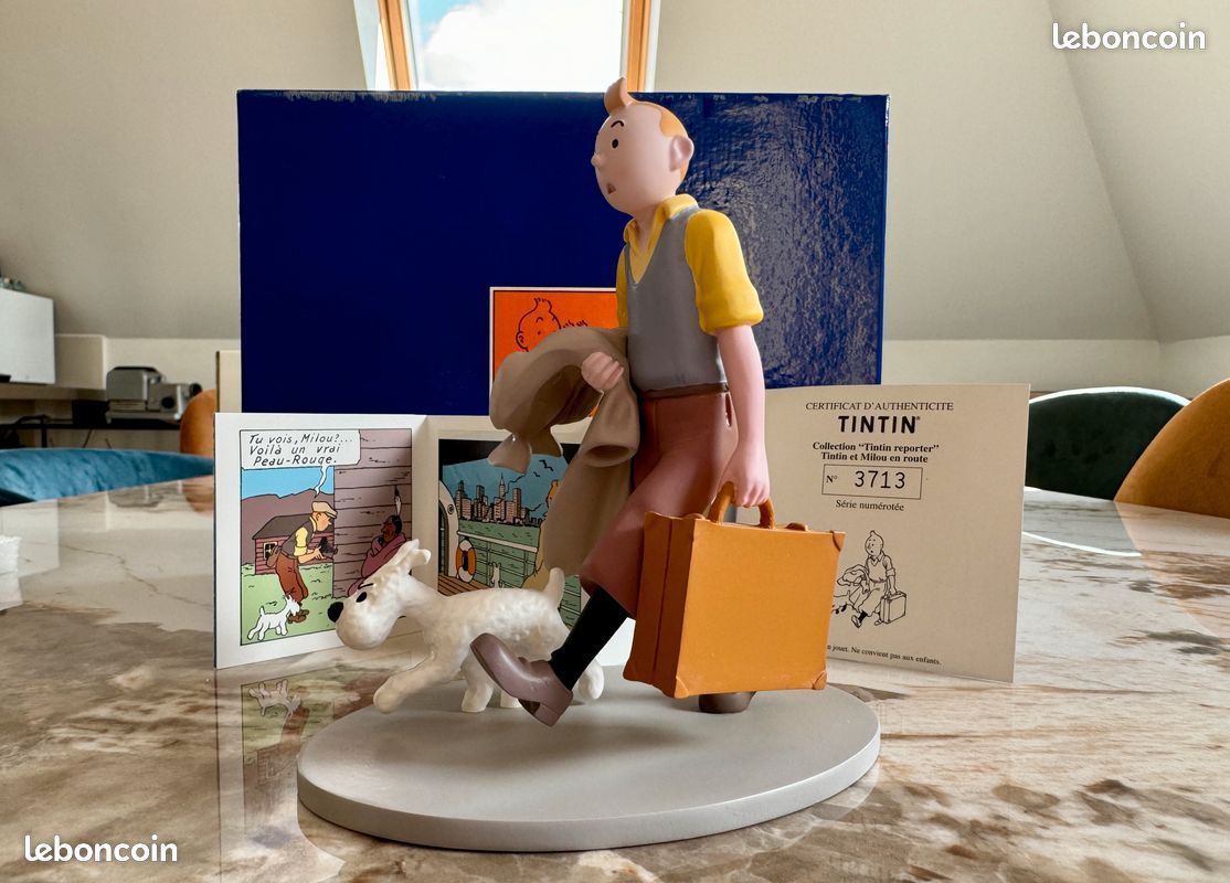 Figurine HERGE REPORTER TINTIN résine collection officielle Tintin - HERGE
