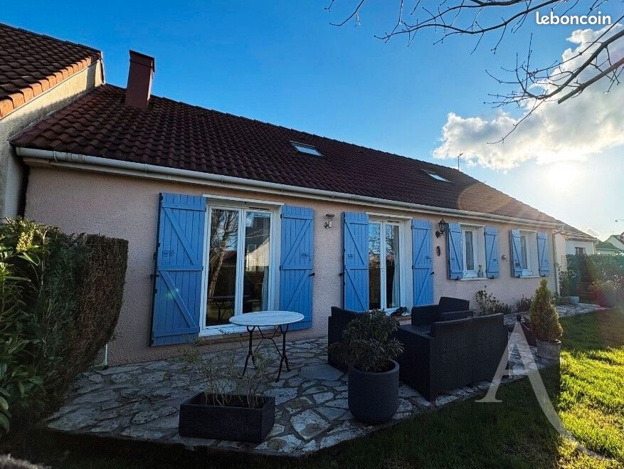 Maison 6 pièces 101 m² · à Buchelay · 101 m² · 284 000 €