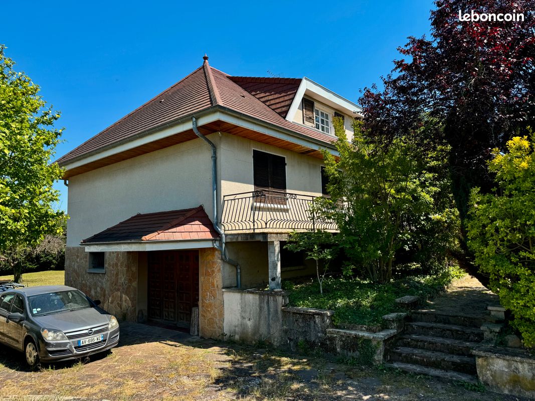 Maison 6 pièces 174 m² · à Simandres · 174 m² · 305 000 €
