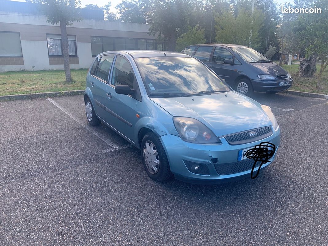 Ford Fiesta 1.3 (image 2)