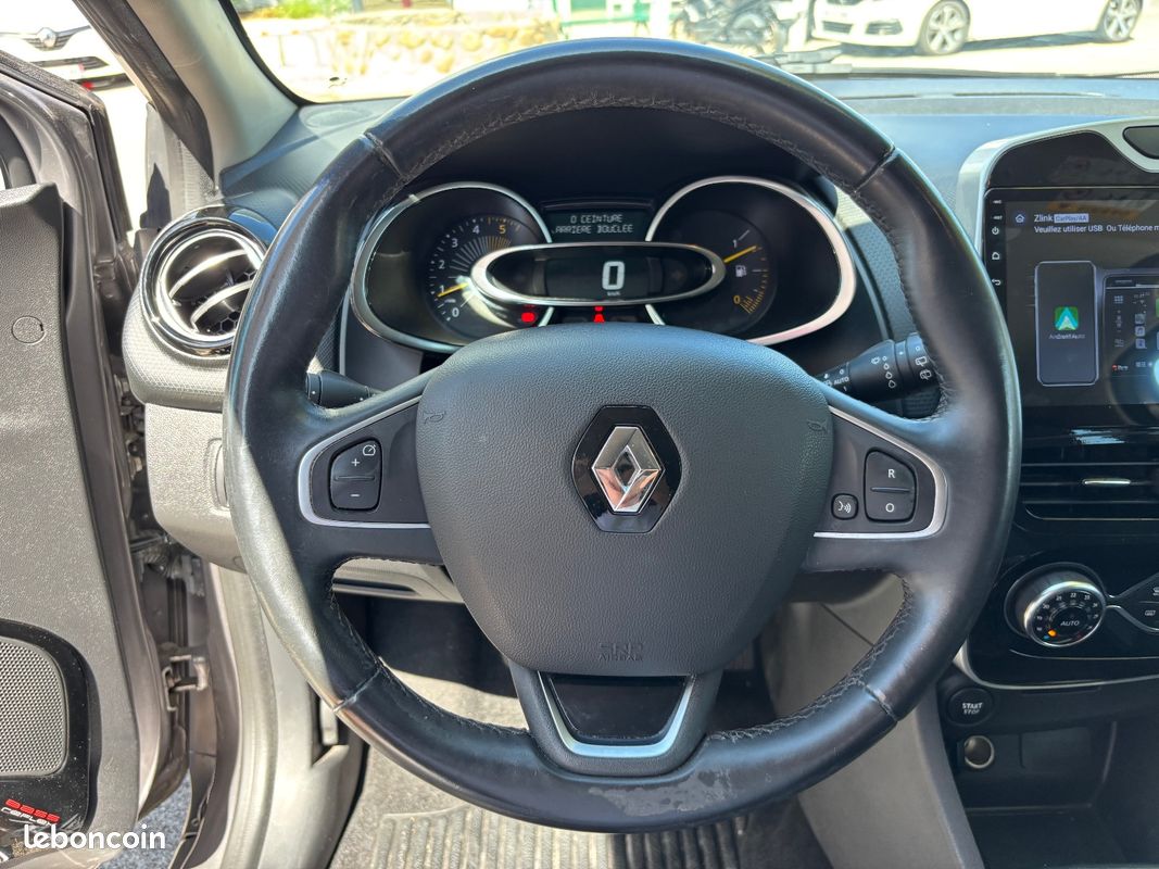 RENAULT CLIO IV dCi 90 eco2 Limited 90g (image 23)