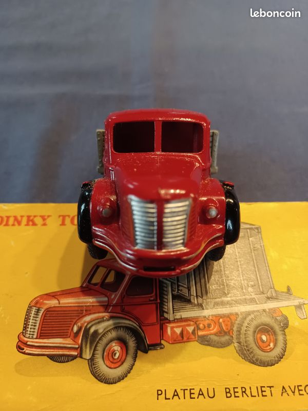 DINKY TOYS 34B Berliet porte container Made in France - Collection