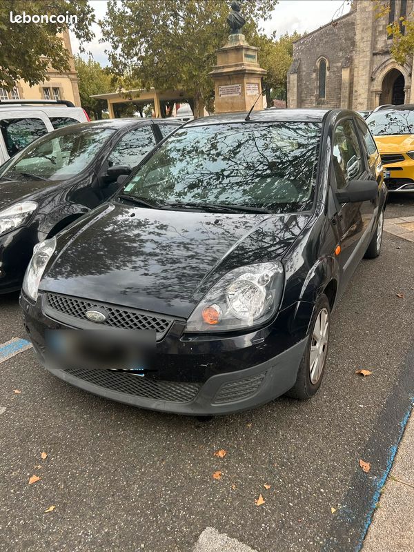 Ford Fiesta 2006 - voiture (image 2)