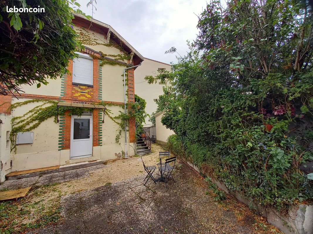 Appartement a louer roanne - 1 pièce(s) - 22 m2 - Surfyn