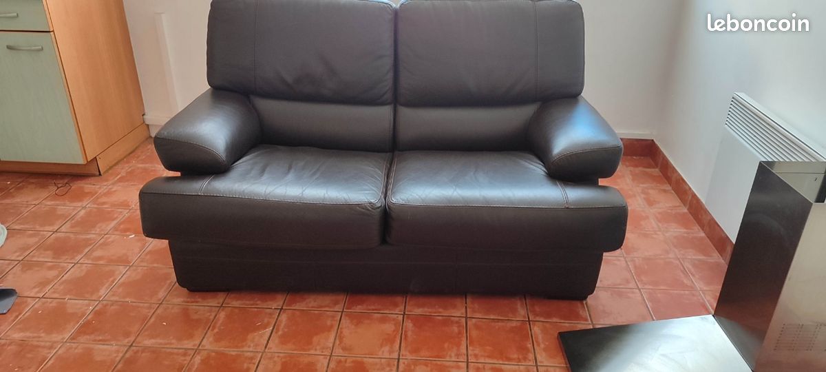 Canapé en cuir bon état (image 2)