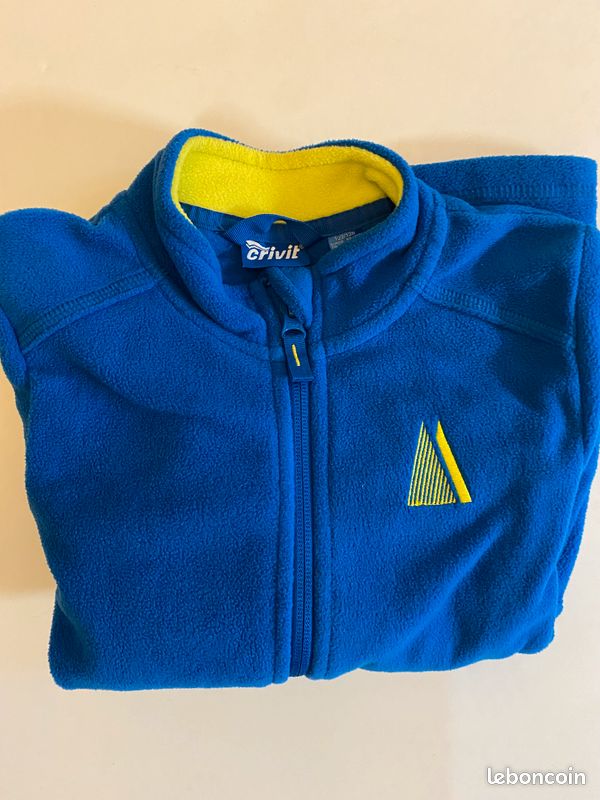Gilet bleu polaire enfants 6-8 ans (image 2)