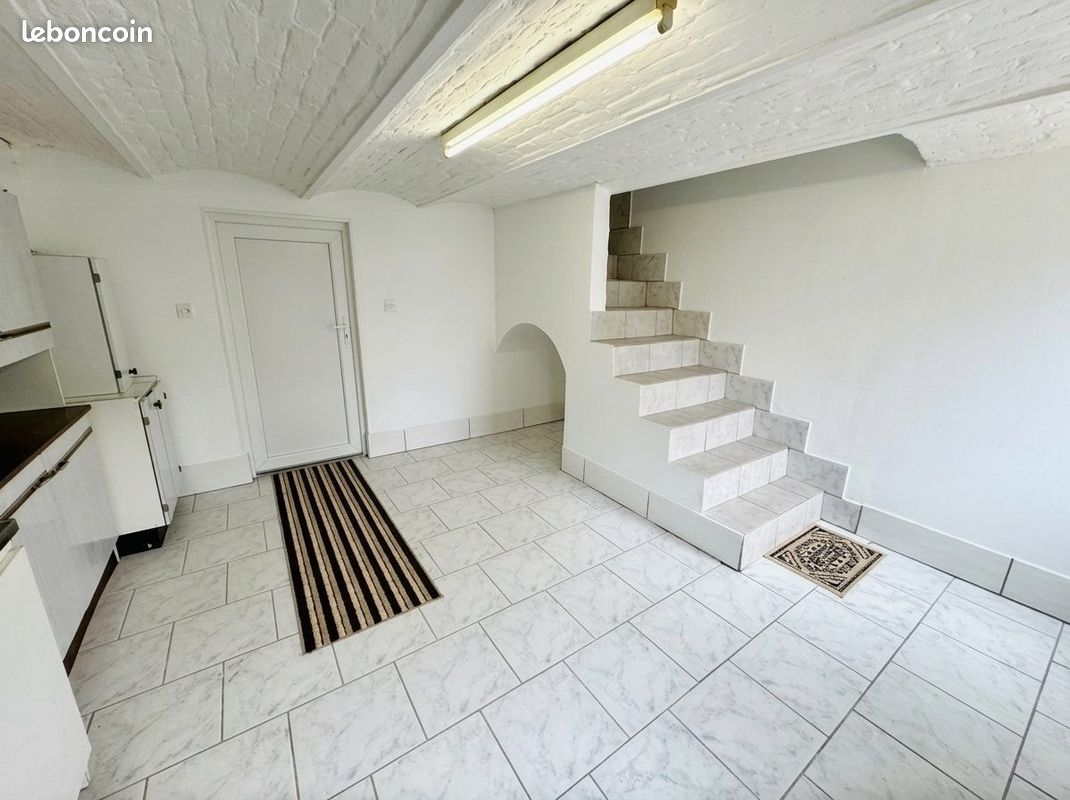 Maison de ville à Hirson, vue 10