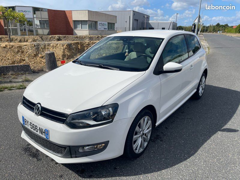 Vw polo 1.2 tsi 105 sportline dsg7 3 portes 2011 (image 1)