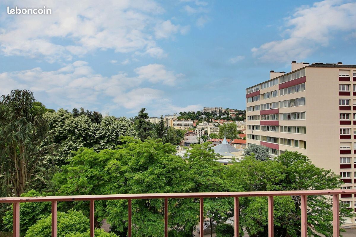 Appartement 2 pièces 44 m² · à Saint-Étienne · 44 m² · 440 €/mois
