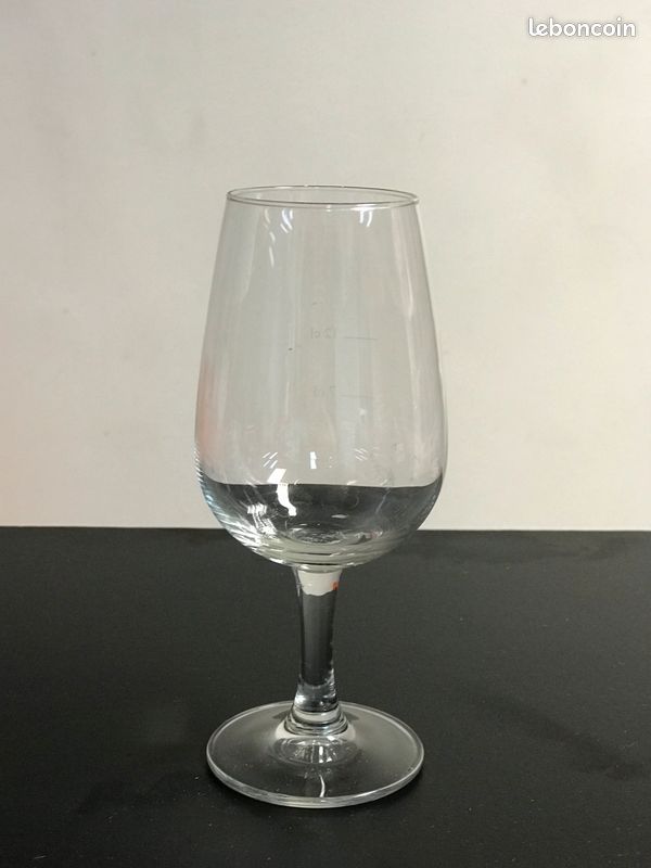Verre à dégustation INAO (image 1)