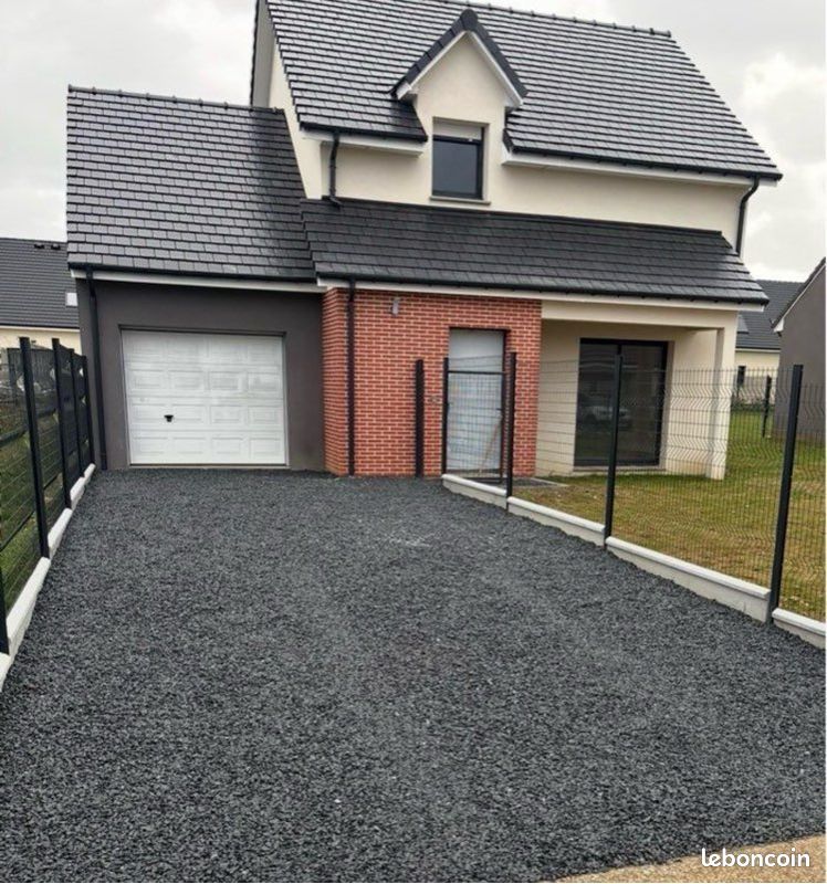 Maison 4 pièces 100 m² · à Morgny-la-Pommeraye · 100 m² · 1 350 €
