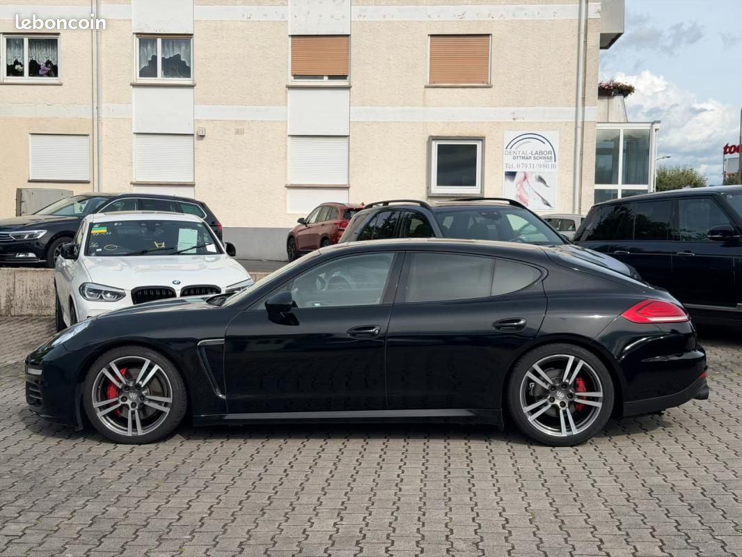 Porsche Panamera 310 CH 4X4 BVA - FACELIFT TOIT OUVRANT SUSPENSION PNEUMATIQUE SPORTCHRONO HAYON ... (image 6)