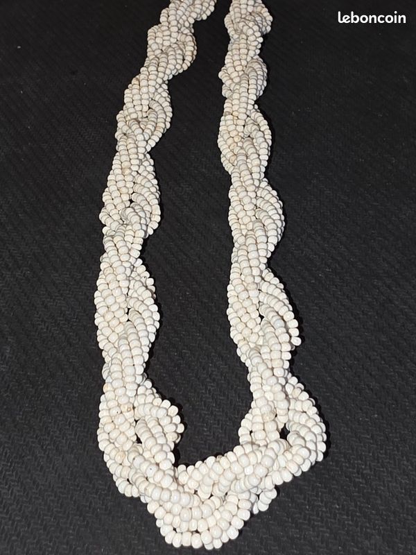 Collier De Perles Vintage - Ras Du Cou - Longueur 39 Cm - Occasion - Élégance Intemporelle