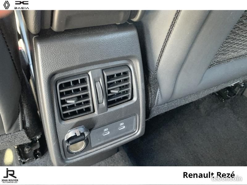 Renault Captur 1.6 E-Tech full hybrid 145ch Techno (image 15)