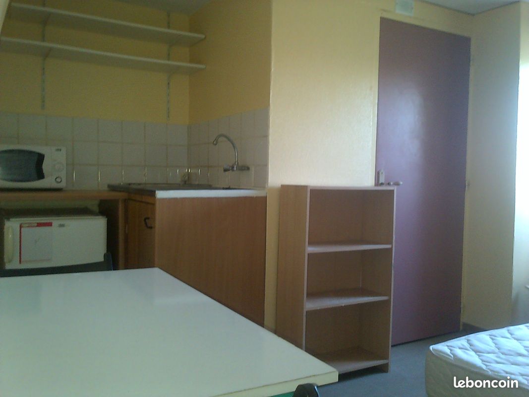 Appartement 1 pièce 14 m² · à Lille · 14 m² · 434 €/mois
