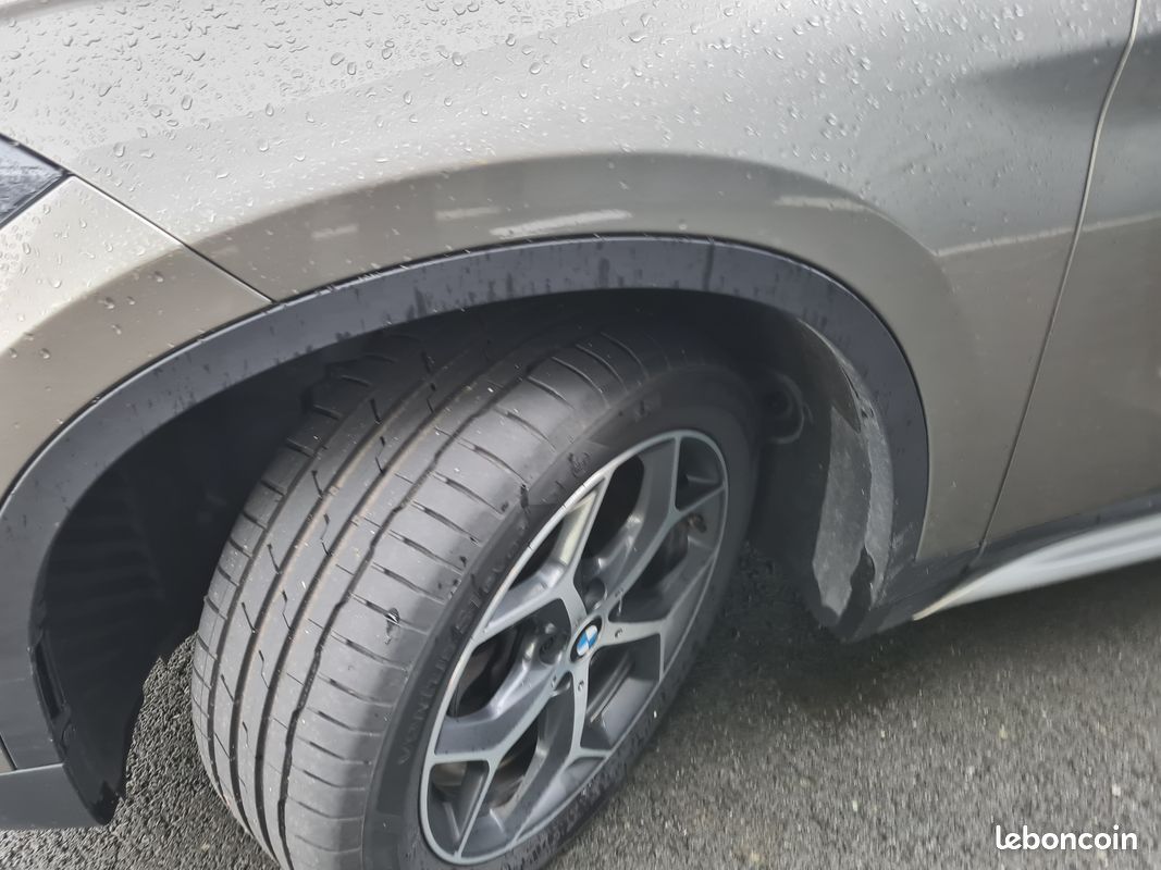 BMW X1 XDRIVE 150 ch x line boite auto (image 4)