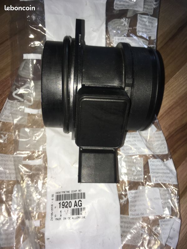 TRIUMPH Speed Triple 1050 RS 2018-2020 Embouts de guidon RIZOMA MA532R TRIUMPH Speed Triple 1050 RS 2018-2020 Embouts de guidon RIZOMA MA532R