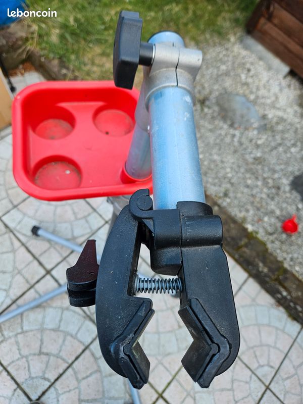 Pied réparation vélo (image 3)