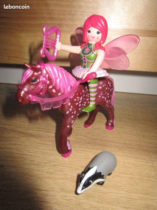PLAYMOBIL Fairies - 5449 - Fée Surya avec cheval rubis - ( complet ) (image 1)