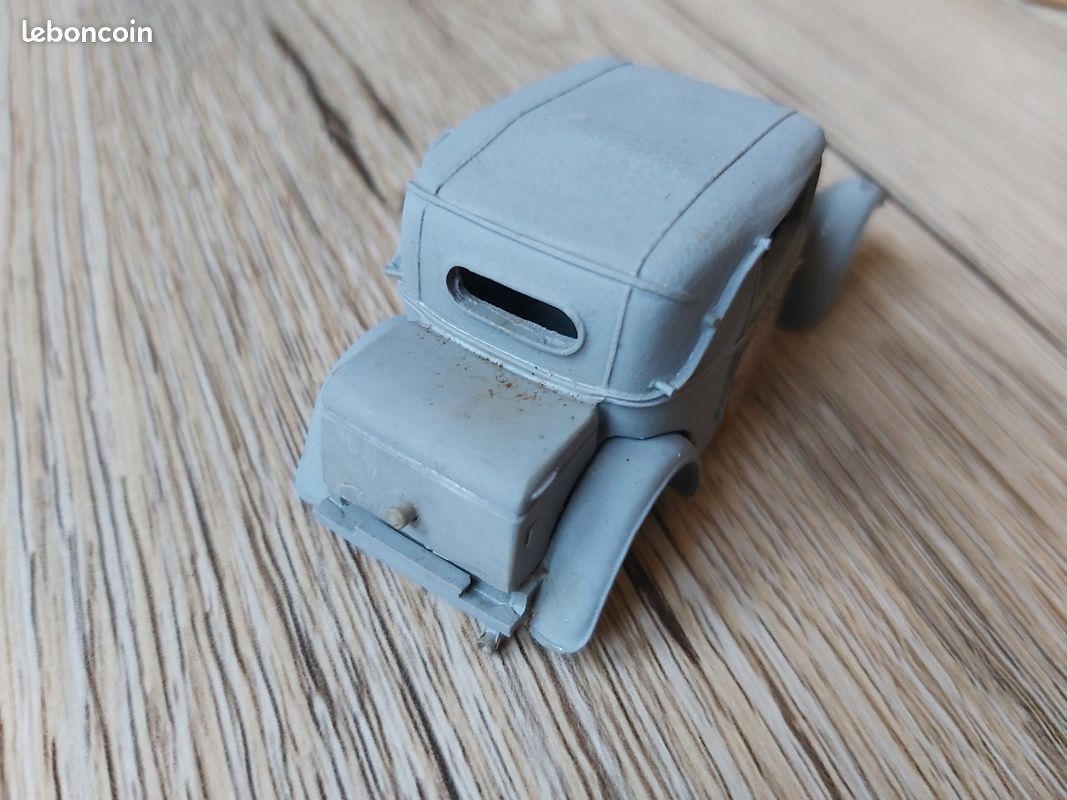 Kit à Monter Epokit 1/43 Peugeot 201 Décapotable - Rouge - En Boîte - Occasion