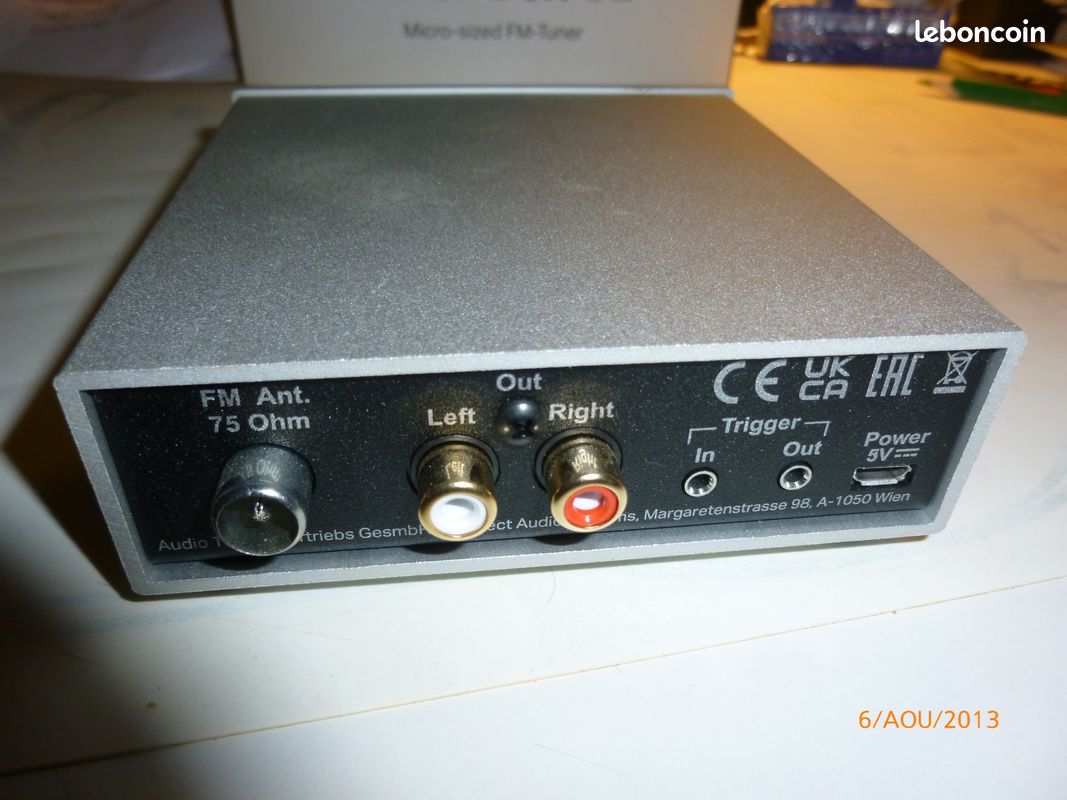 Pro-Ject DAC Box RS2 Preamplifier with D/A Converter