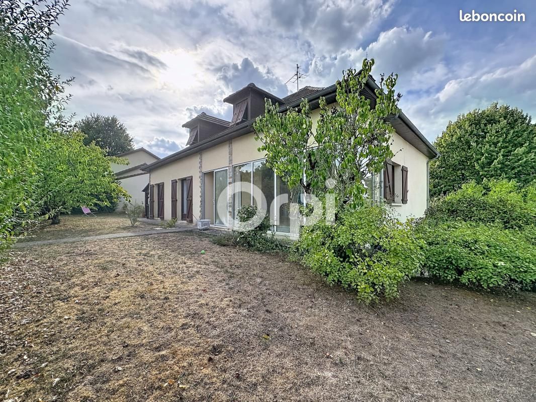 Maison 7 pièces 159 m² · à Panazol · 159 m² · 249 900 €