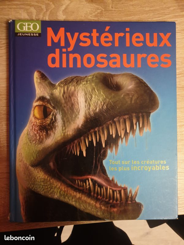 Géo jeunesse-Mystérieux dinosaures (image 1)
