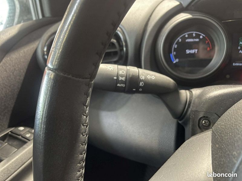 Toyota YARIS 70 VVT-I DESIGN 5P MY21 (image 14)