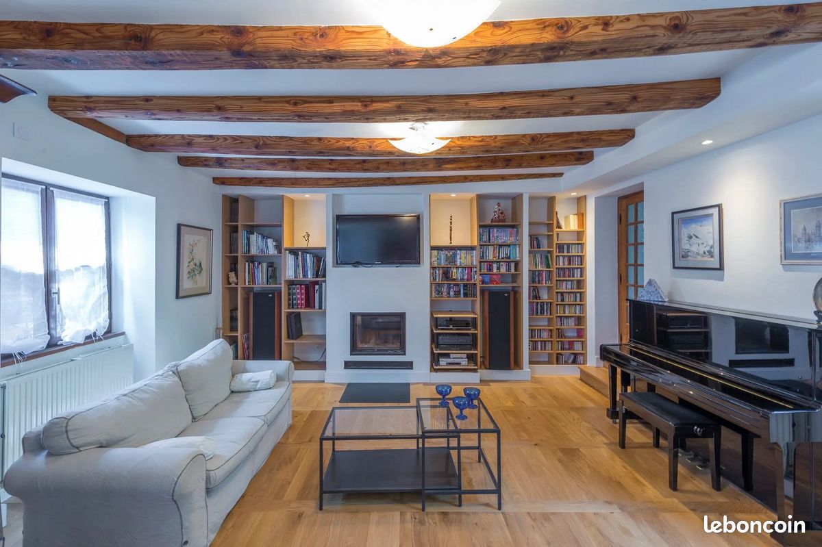 Maison 8 pièces 167 m² · à Crolles · 167 m² · 535 000 €