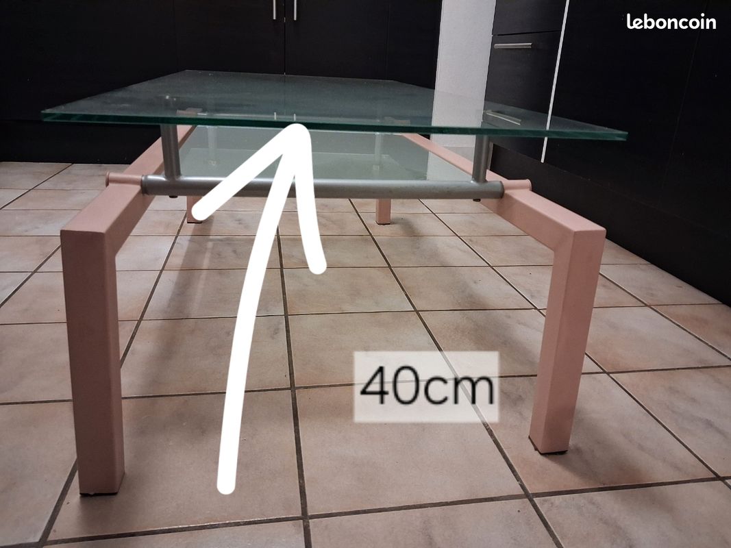 Table basse et 3 tabourets en verre (image 5)