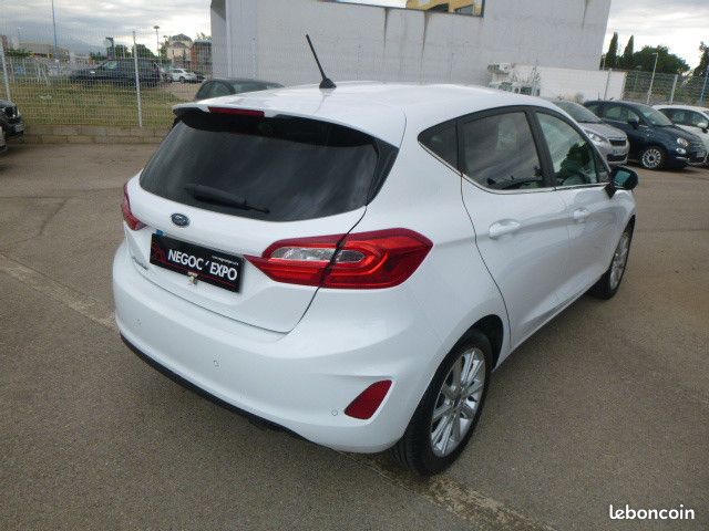 FORD Fiesta Titanium (image 2)