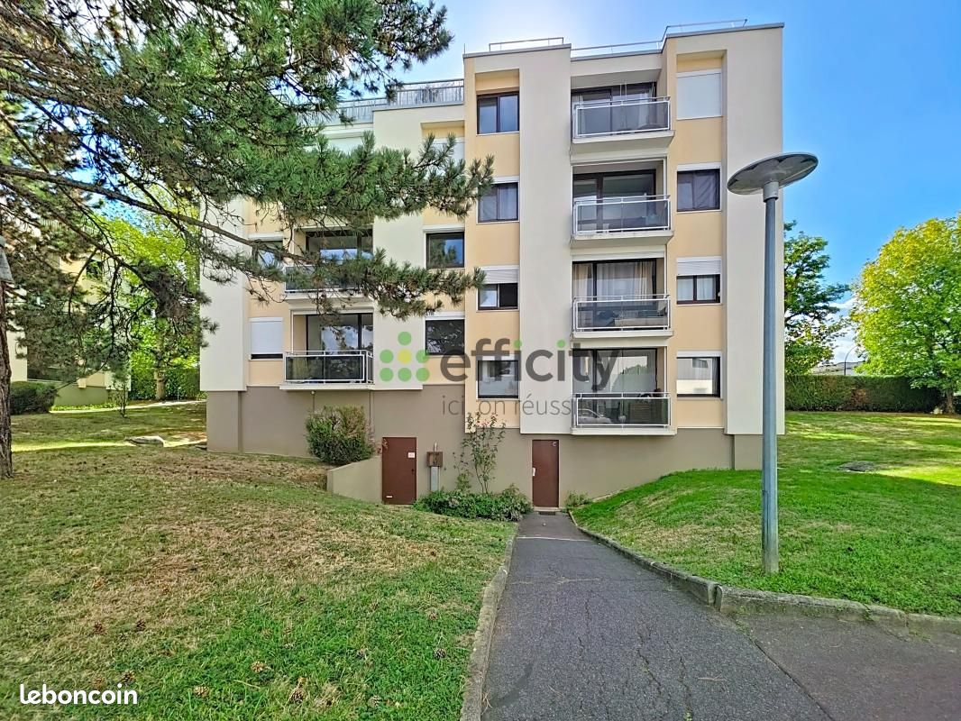 Appartement 4 pièces 80 m² · à Le Plessis-Trévise · 80 m² · 299 000 €