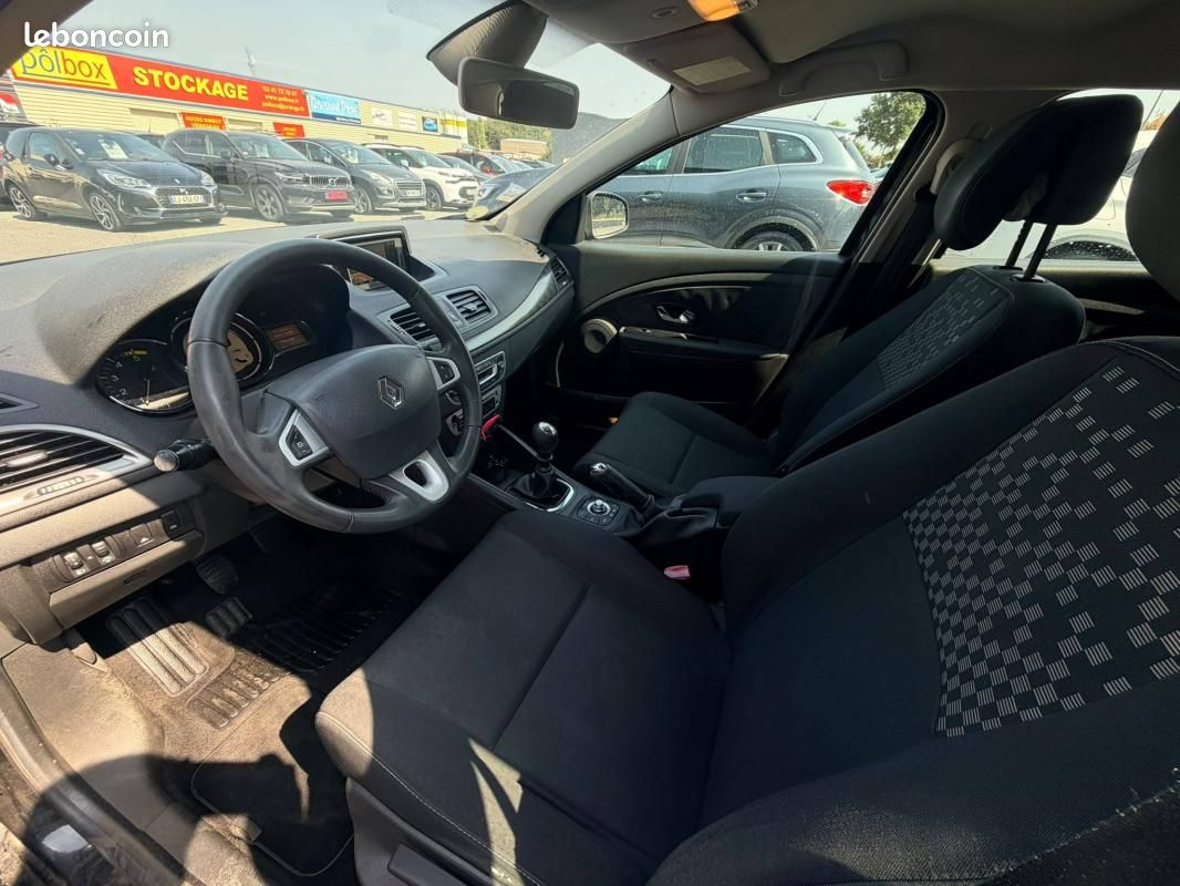 Renault Mégane III (B95) 1.5 dCi 110ch FAP Business eco² (image 7)